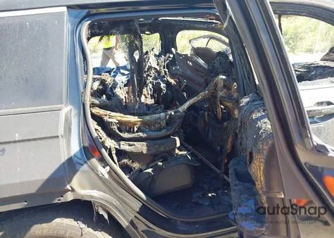 2024 Jeep Grand Cherokee 4Xe z USA, uszkodzony, nr VIN 1C4RJYB6XRC719482